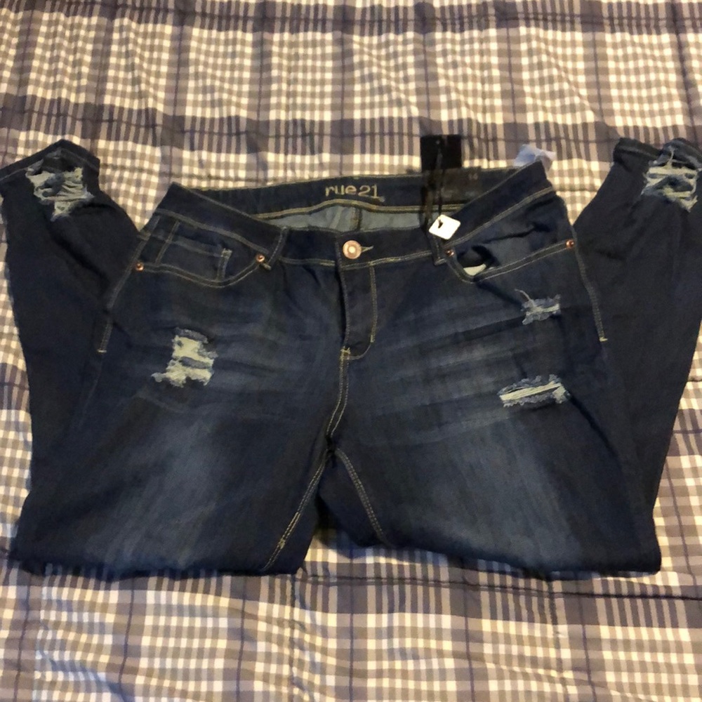 Rue 21 distressed jeggings